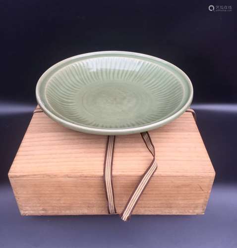 A Yuan Longquan Ware Carved Dish