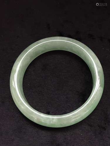 A Jadeite Bracelet