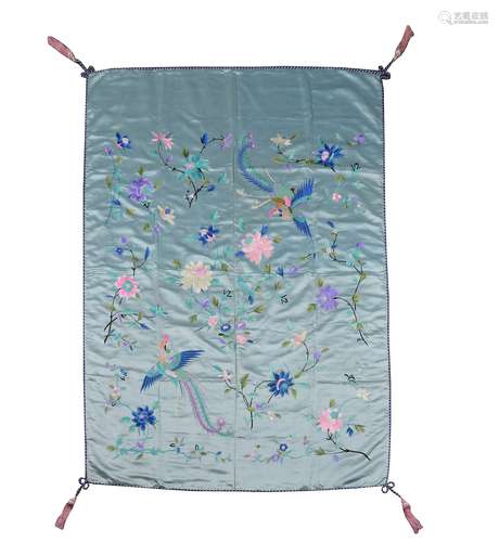 A Chinese large satin silk panel, Qing Dynasty, late 19th century