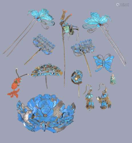 Ω A group of 19th century Chinese kingfisher feather jewellery , comprising