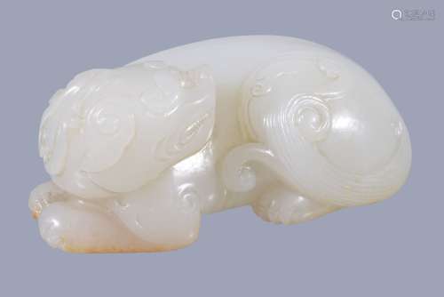 A fine Chinese white jade carving of a mythical beast, Qing Dynasty