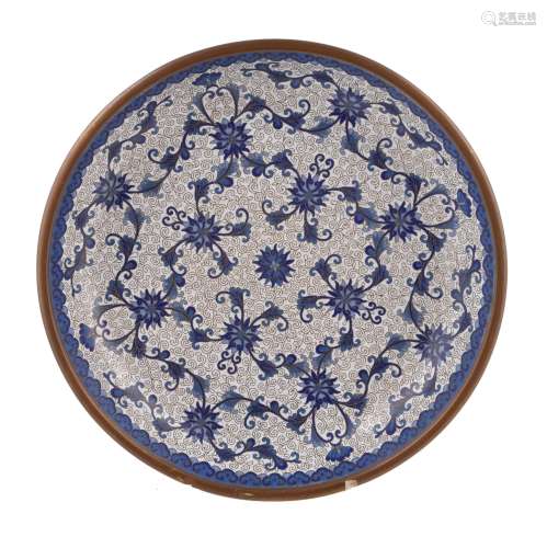 A Chinese cloisonné circular dish , circa 1900, 22cm diameter