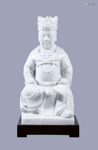 A Chinese Dehua figure of 'Guan Ze Zun Wang', Qing Dynasty