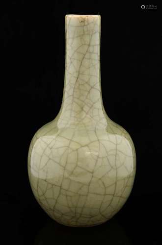 Chinese celadon crackle glazed bottle vase, 24cm high,