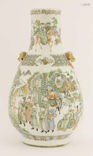 A famille verte vase,  late Qing dynasty, painted with figures and warriors from 'Romance of the ...