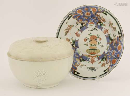 A collection of Chinese ceramics, 18th century and later, including a blanc de Chine pot and cover, ...