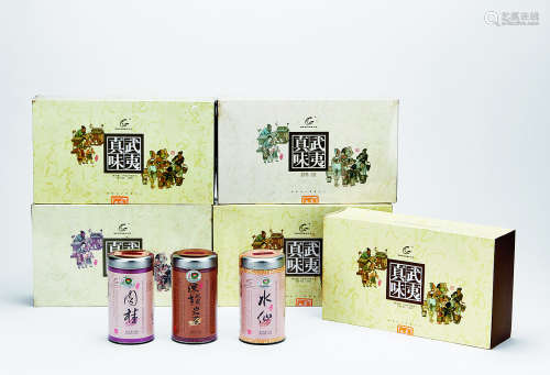2000年 武夷星牌“武夷真味”特级武夷岩茶（水仙、肉桂及陈年武夷岩茶） 共5盒