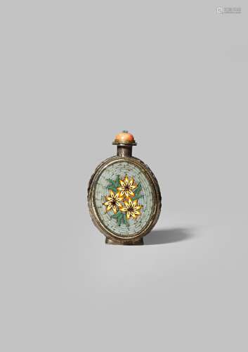 A CHINESE PARCEL-GILT AND GLASS EMBELLISHED SNUFF BOTTLE FOUR CHARACTER GUANGXU MARK AND OF THE