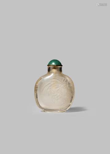 A CHINESE ROCK CRYSTAL SNUFF BOTTLE 19TH/20TH CENTURY One side carved with a bird perched on a