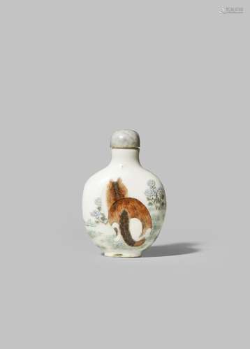 A CHINESE FAMILLE ROSE 'CATS' SNUFF BOTTLE FOUR CHARACTER DAOGUANG SEAL MARK AND OF THE PERIOD