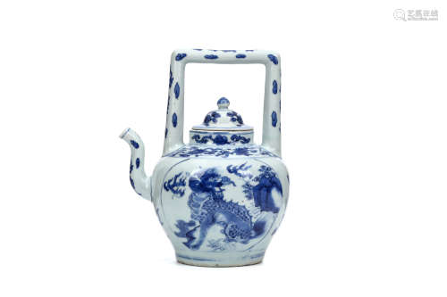 A CHINESE BLUE AND WHITE TEAPOT AND COVER. Transitional era. With short serpentine spouts and