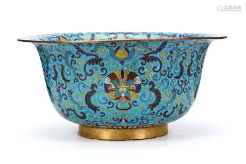 A LARGE CHINESE CLOISONNÉ ENAMEL BOWL. Qing Dynasty. With rounded sides and an everted rim, standing