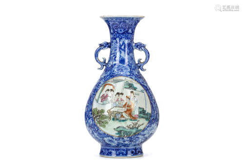 A CHINESE FAMILLE ROSE ENAMELLED BLUE AND WHITE MILLEFLEUR GROUND VASE. 19th / 20th Century. Of pear