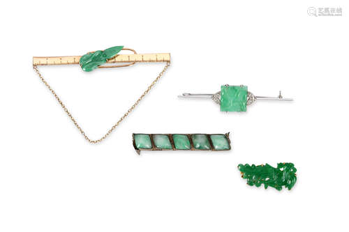 A COLLECTION OF CHINESE JADEITE JEWELLERY. Comprising a phoenix broach, a tailor’s tie pin, and