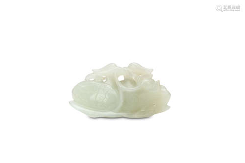 A CHINESE JADE 'DUCKS' CARVING. Qing Dynasty. Carved to form a pair of ducks facing each other on