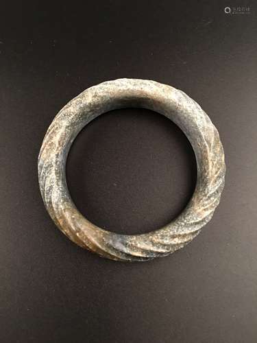 Chinese Han Green Jade Bangle