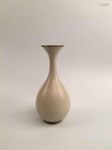Chinese Dingyao Porcelain Vase
