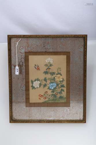 A CHINESE INK AND COLOR ON SILK HANGING FRAMED PAINTING .H0174.
