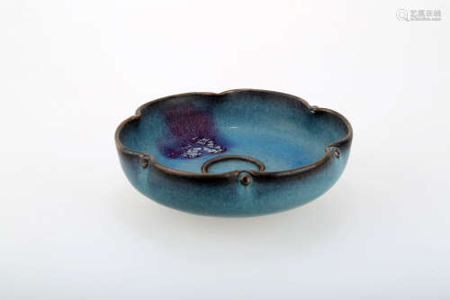 A JUNYAO PORCELAIN LOTUS LEAF-SHAPED DISH.C228.