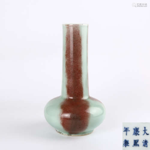 康熙 豇豆红釉长颈瓶