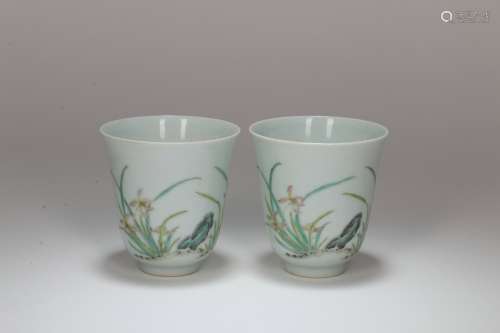 A Pair of Chinese Porcelain Cups