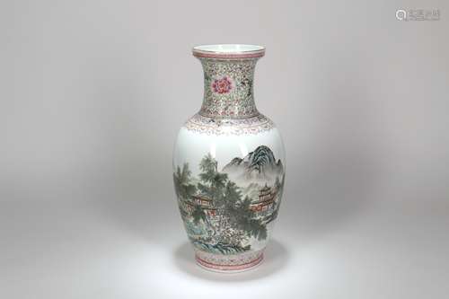 A Chinese Blue and White Porcelain Vase