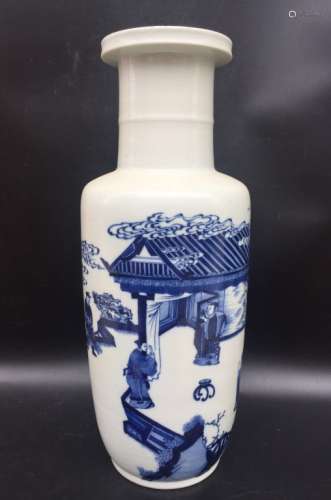 A BLUE AND WHITE ROULEAU VASE