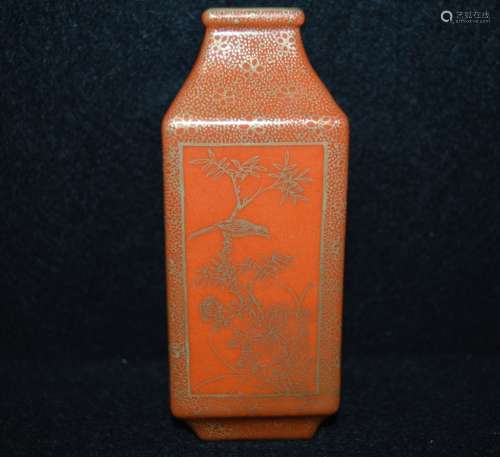 A CORAL-RED GLAZED GITL-DECORATED `CONG` VASE