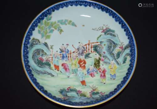 A FAMILLE ROSE PLATE