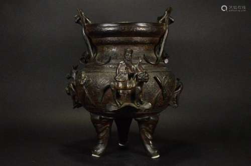 A Bronze Tripod Censer