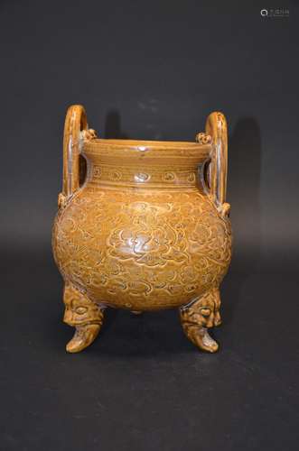 A Yue Ware Tripod Censer