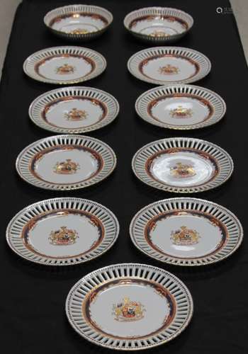 LOT OF (11) PORCELAIN CABINET PLATES