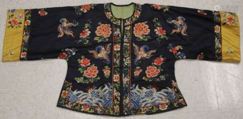 19TH CENTURY CHINESE SILK EMBROIDERED JACKET