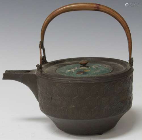 19TH CENTURY JAPANESE TEA POT WITH CLOISONNE LID