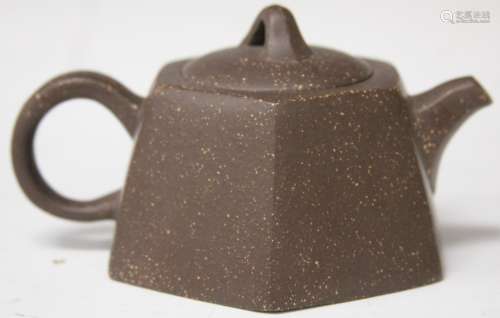 CHINESE SPOTTED CERAMIC TEAPOT, 5 1/2
