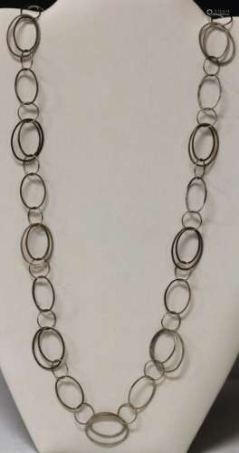 LADY'S 14KT WHITE GOLD HOOP STYLE NECKLACE, 26