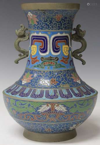 CHINESE VINTAGE CLOISONNE VASE, 12