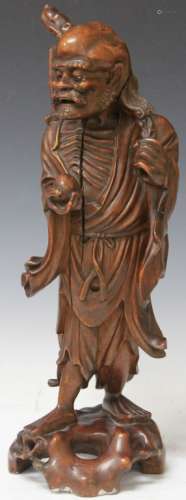 EARLY CHINESE CARVED LOHAN FIGURE, 15 1/4