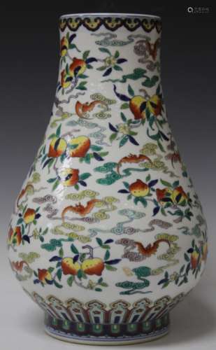 CHINESE PORCELAIN PAINTED VASE, 12 1/2