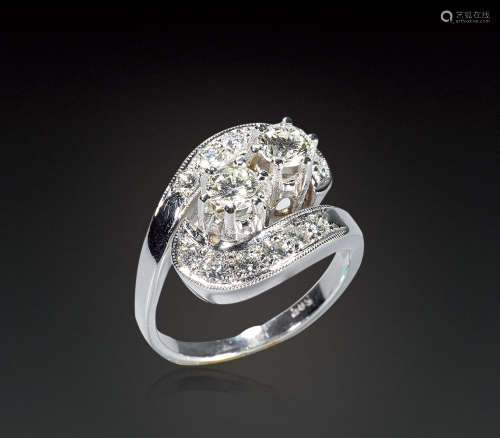1950年作品 白金镶钻石（你和我）戒指