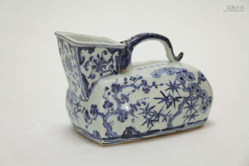 Chinese Blue/White Porcelain Pot