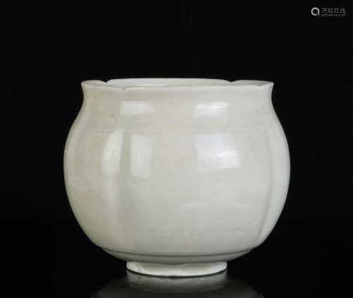 Chinese Ding Yao Style Porcelain Jar