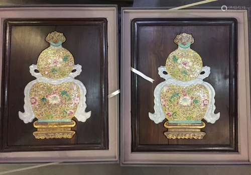 Pair of Chinese Porcelain Plaque with frame