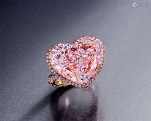 极其珍罕，18K玫瑰金镶嵌重约20.36克拉IIA型心形切割，天然紫粉钻石配钻石戒指，净度为内部无瑕