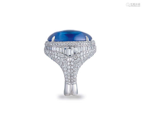 18K白金镶嵌重约26.26克拉斯里兰卡蓝宝石配钻石戒指 主石未经加热处理