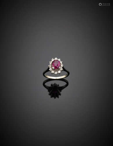 White gold ct. 1.00 circa ruby and diamond cluster ring, g 3.57 size 12/52.