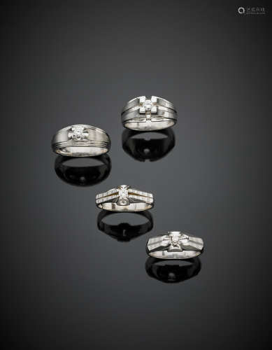 Lot of five white gold diamond gent's rings,different shapes and sizes, in all g 28.00.