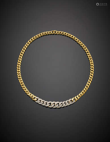 A bi-coloured gold graduated gourmette chain necklace accented with diamonds, g 64.45, length  cm 41 circa.