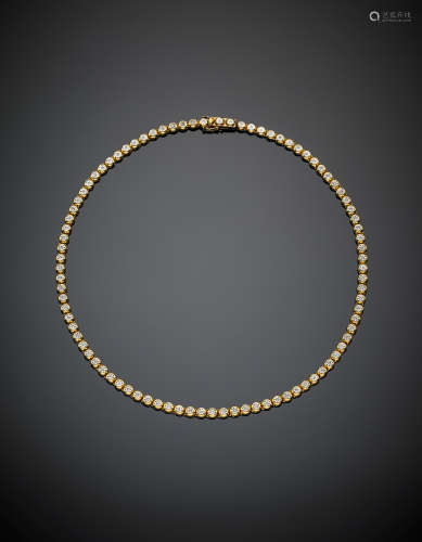 Yellow gold diamond necklace, in all ct. 0.60 circa g 38.6, length cm 43.5 circa.