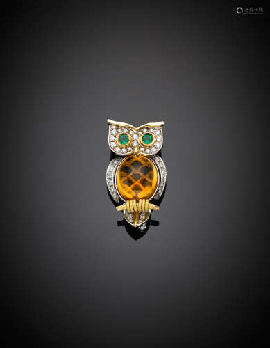 *MISSIAGLIABi-coloured gold diamond owl brooch, the body a citrine cabochon quartz and emeralds for the eyes, g 17.30, length cm 3.90 circa.